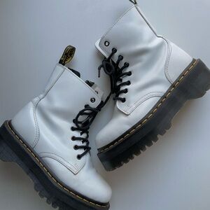 Dr. Marten Airwair Jadon White Leather Platform Combat Boots - size women’s 6